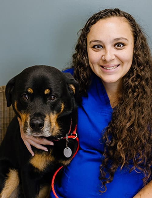 Dr. Jasmine Houska, New Ulm Veterinarian